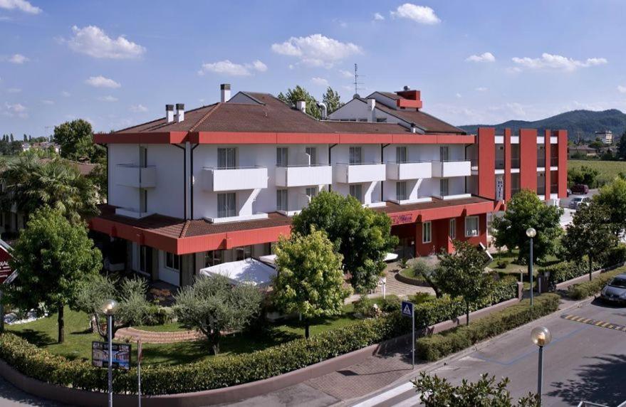 Hotel Lo Zodiaco Abano Terme Eksteriør bilde