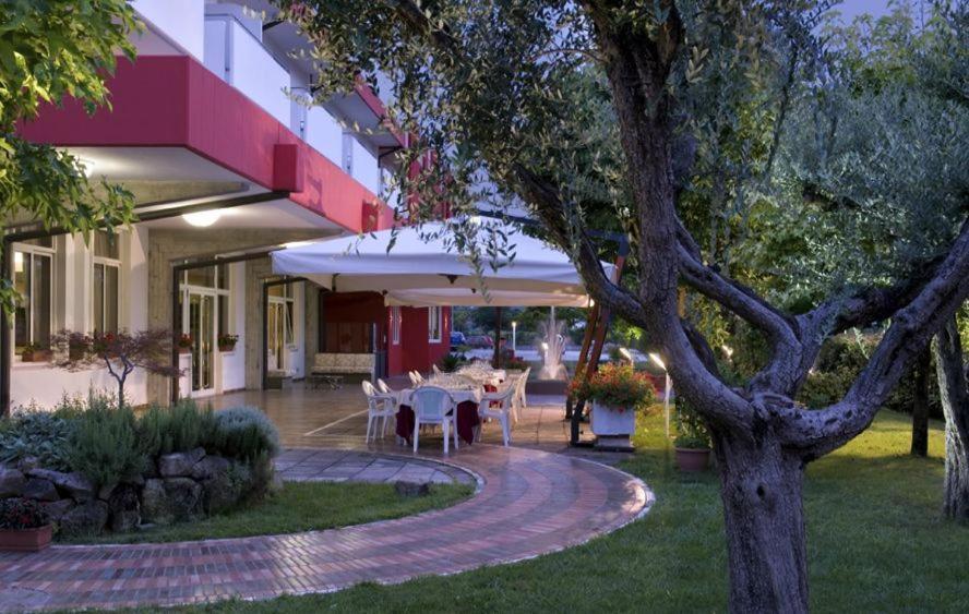 Hotel Lo Zodiaco Abano Terme Eksteriør bilde