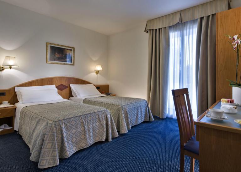 Hotel Lo Zodiaco Abano Terme Eksteriør bilde